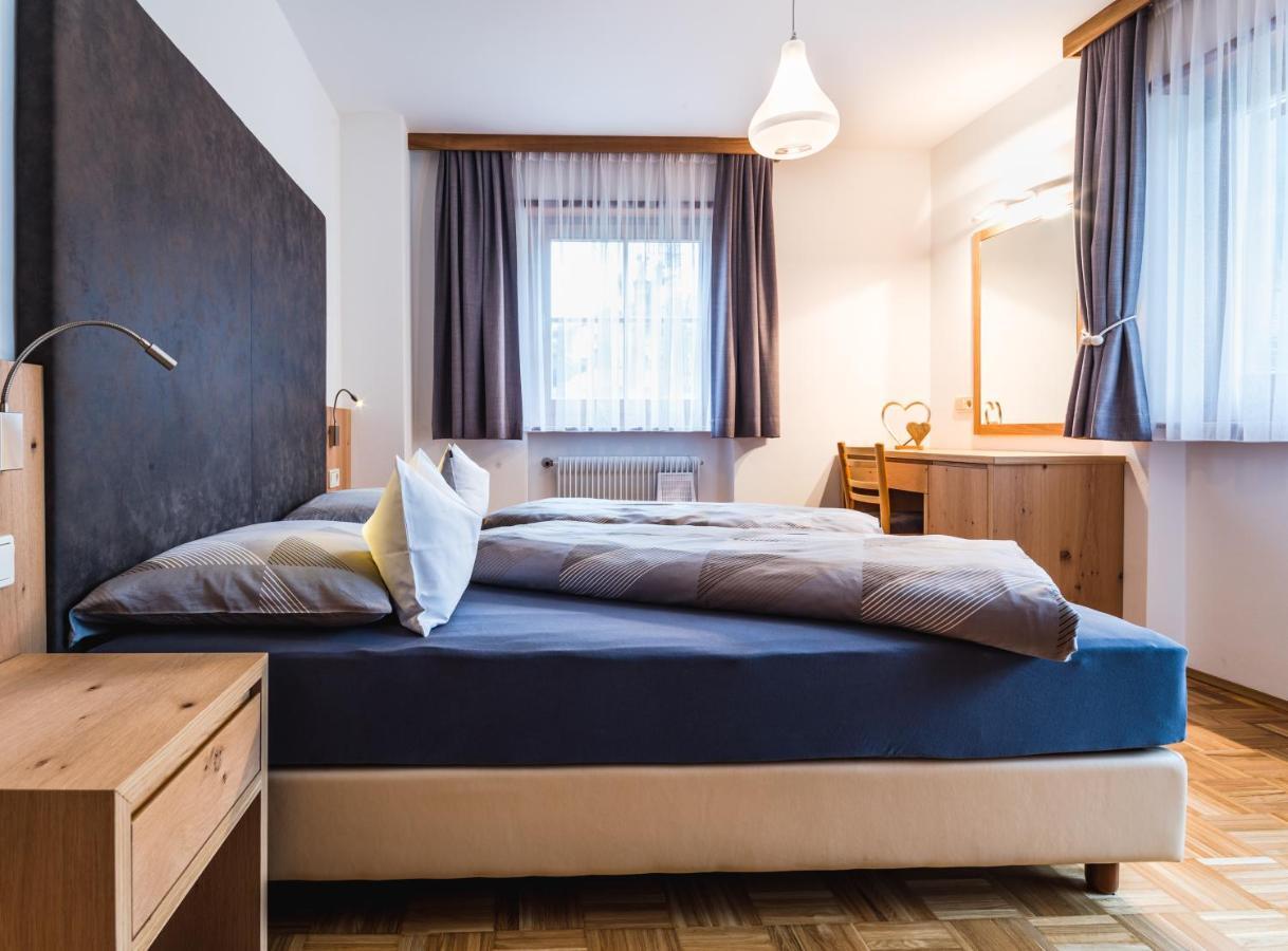 Apartment Suliva Santa Cristina Val Gardena Bagian luar foto